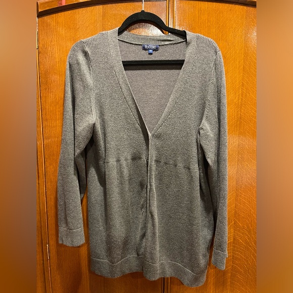 Longer Grey cardigan sweater - Picture 1 of 3